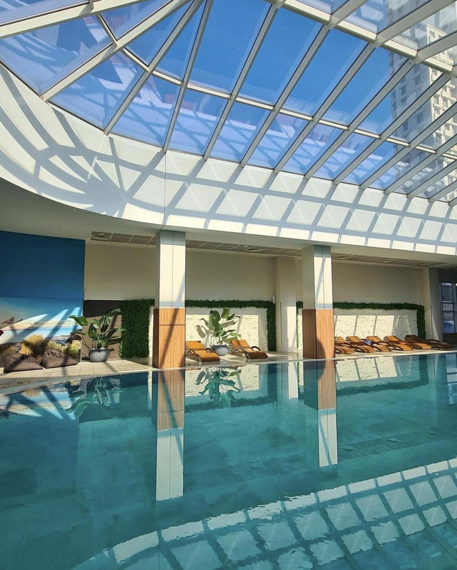 Luxury Condo On 18Th Floor With Pool, Fitness, Parking Included. Skopje Extérieur photo